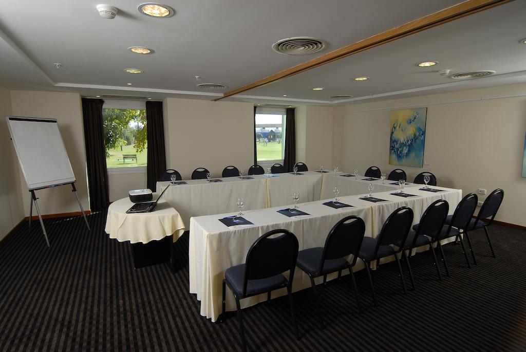 בואנוס איירס Hotel Aeroparque Inn & Suites מראה חיצוני תמונה