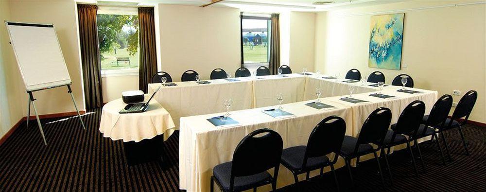 בואנוס איירס Hotel Aeroparque Inn & Suites עסק תמונה