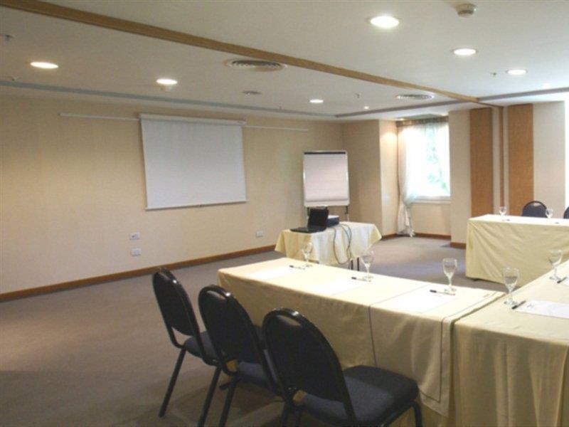 בואנוס איירס Hotel Aeroparque Inn & Suites מראה חיצוני תמונה