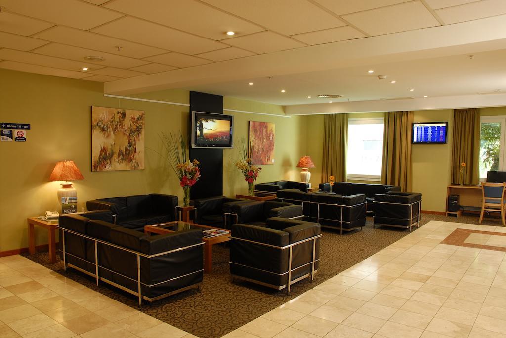 בואנוס איירס Hotel Aeroparque Inn & Suites מראה חיצוני תמונה