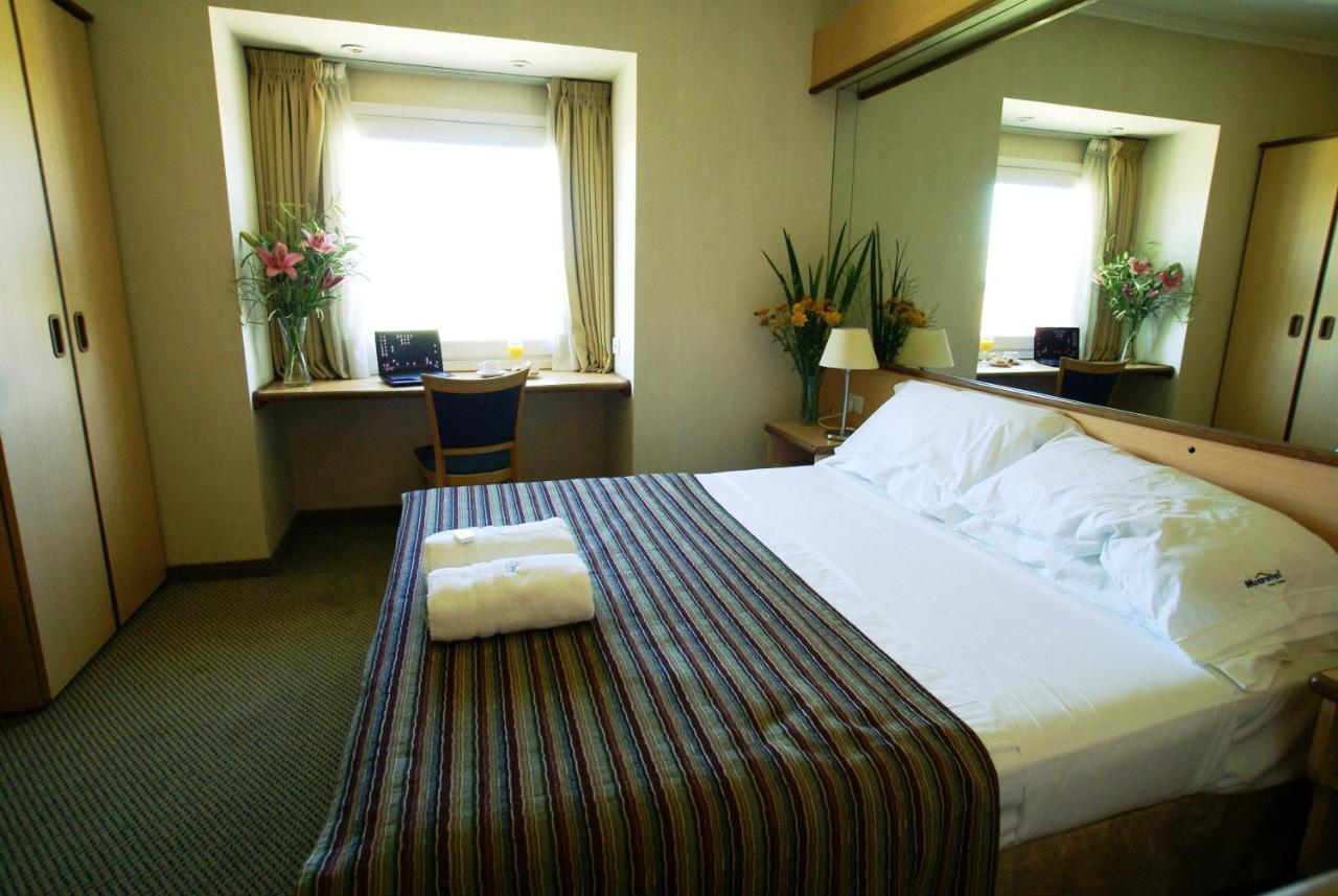 בואנוס איירס Hotel Aeroparque Inn & Suites מראה חיצוני תמונה